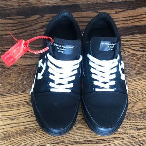 Off White Vulc Low Top